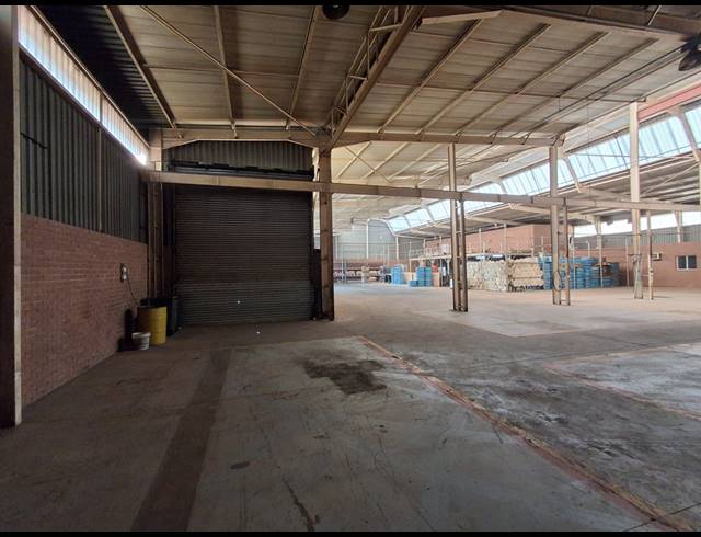 1,000M² WAREHOUSE TO LET IN HERIOTDALE